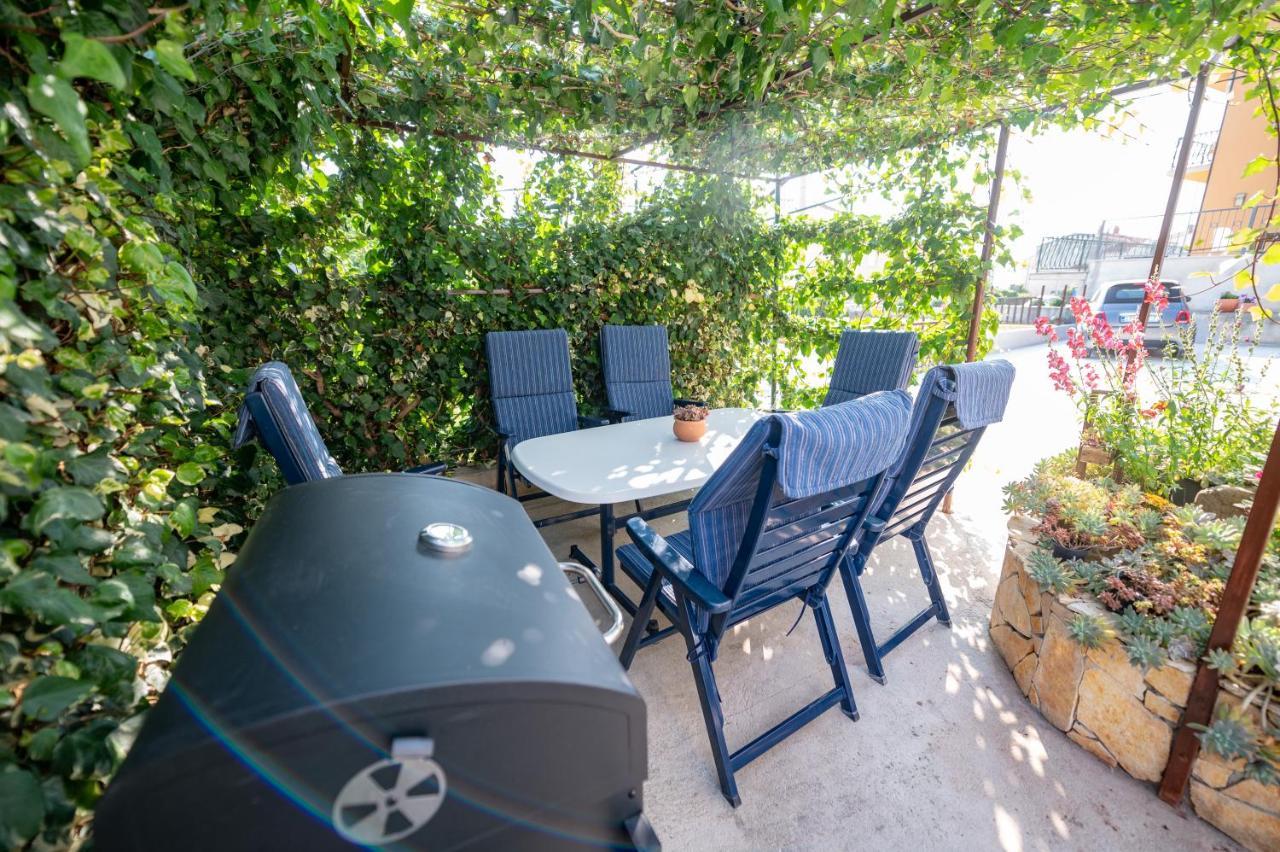 Sea View Apartment Ana ポドストラナ エクステリア 写真