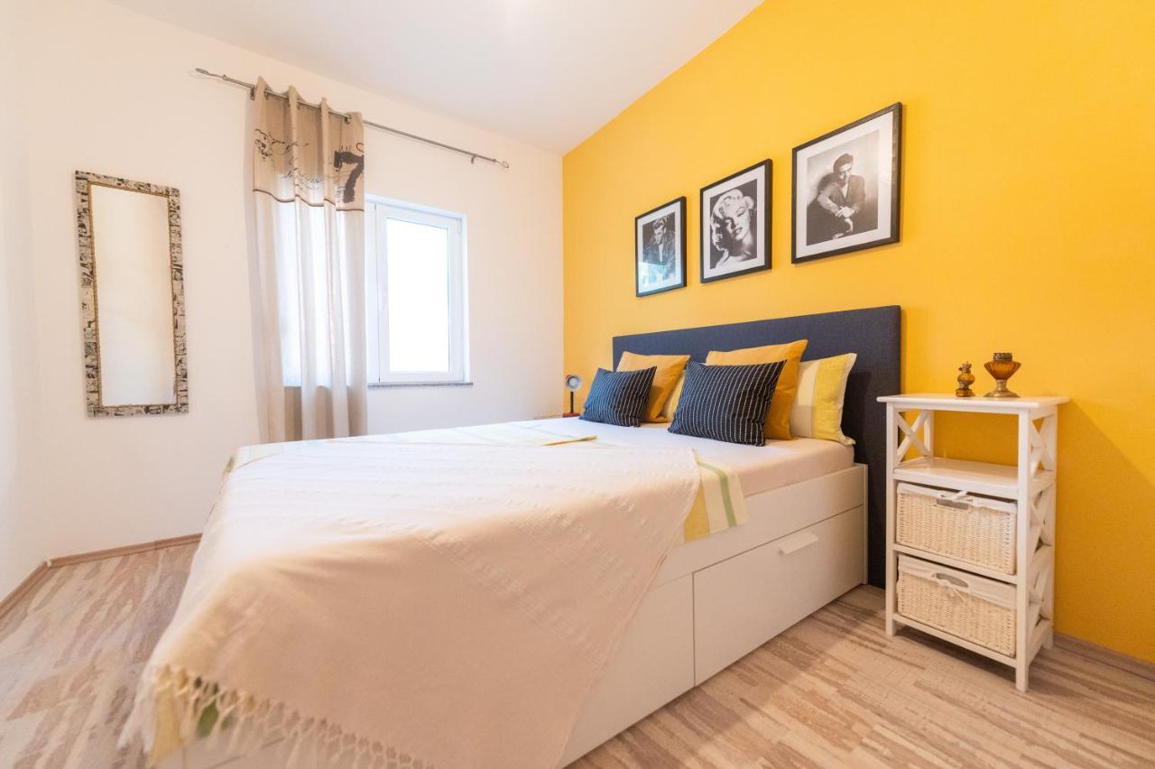 Sea View Apartment Ana ポドストラナ エクステリア 写真