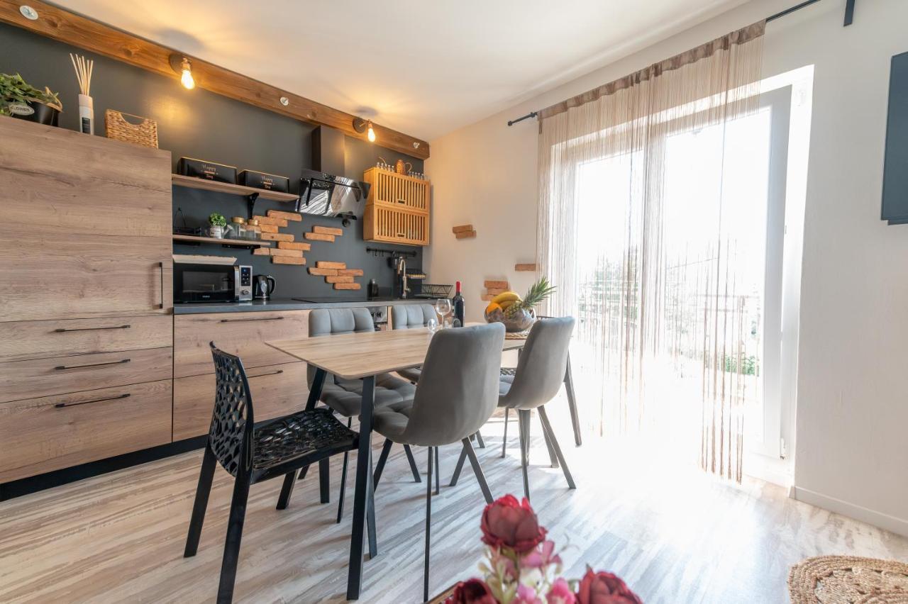 Sea View Apartment Ana ポドストラナ エクステリア 写真