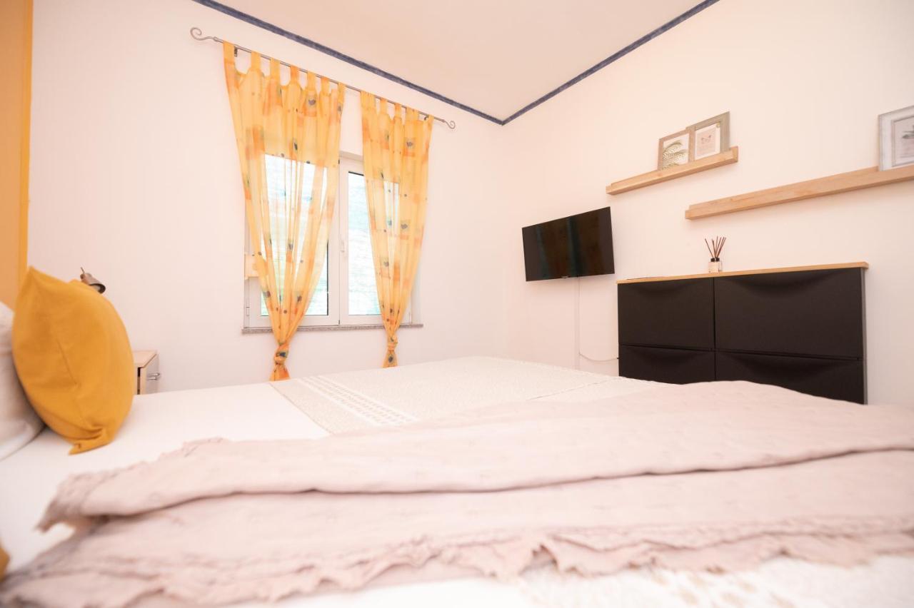 Sea View Apartment Ana ポドストラナ エクステリア 写真