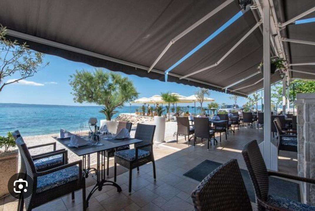 Sea View Apartment Ana ポドストラナ エクステリア 写真